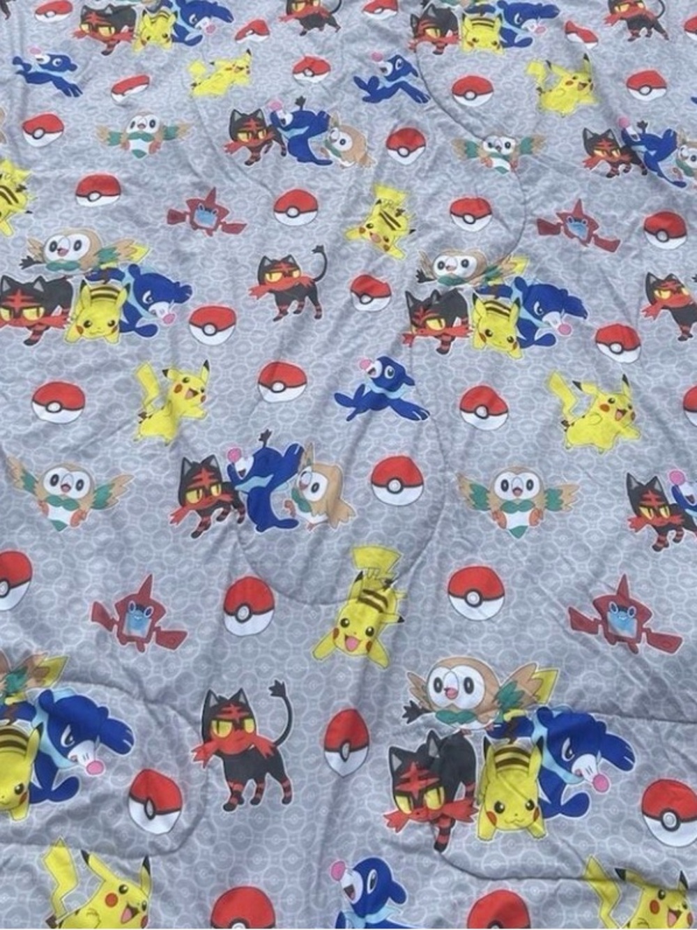 Pokemon Reversible Twin Comforter Pikachu Alola Pokeball 68x80 2019 READ